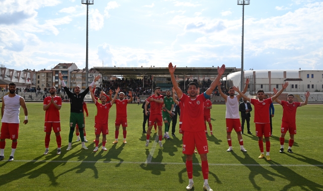 Umudumuz play-off&#039;a kaldı!