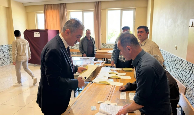 Vali Akkoyun oyunu kullandı