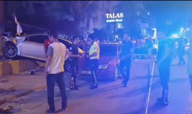 2 kişi öldü, 4 kişi yaralandı