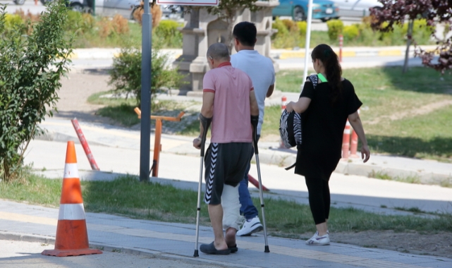 Acemi kasaplar iş başında