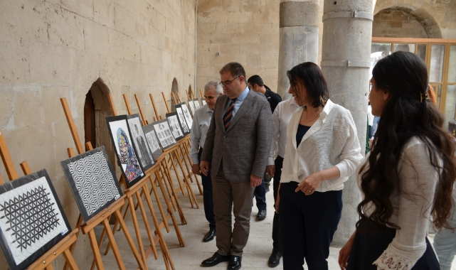 Karaman'da yıl sonu sergisi