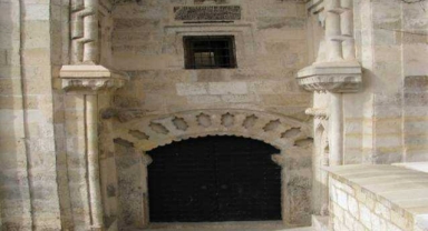 Tol Medresesi - Karaman