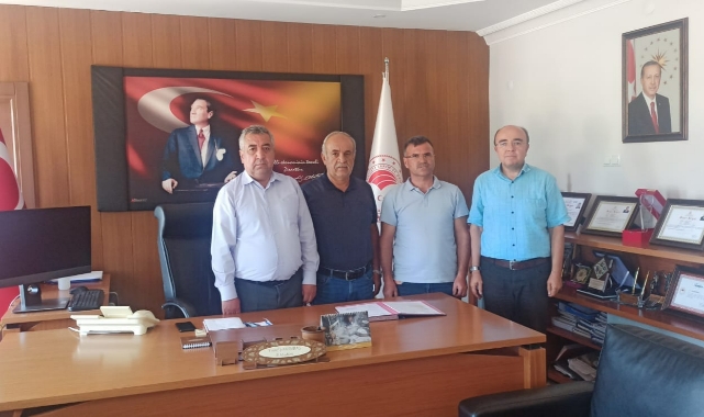 Ada Köyüne iş makinası 