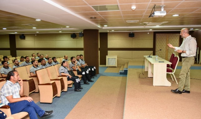 Güvenlik personeline eğitim verildi 