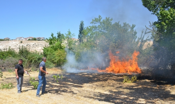 Karaman’da ormana giren yandı!