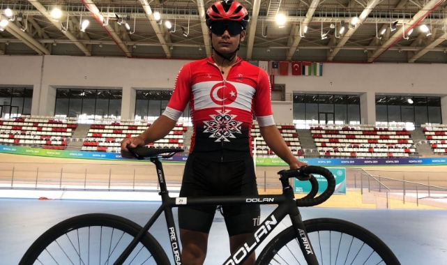 Karamanlı bisikletçiye milli davet