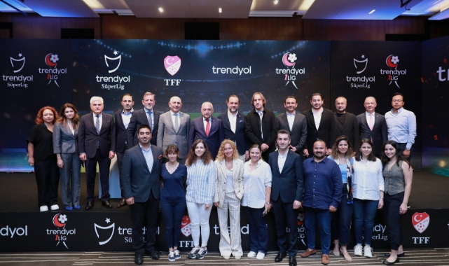 Süper Lig ve 1. Lig&#039;in isim sponsoru belli oldu