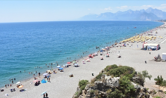 Turist sayısıyla rekor kırdı