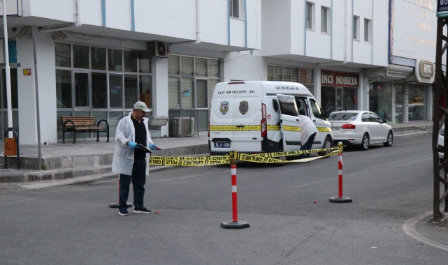 1'i polis 2 kişi yaralandı