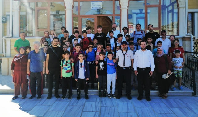 Dualarla uğurlandılar