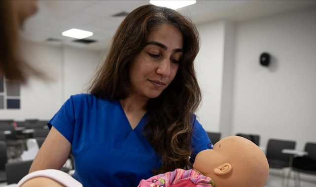 Emzirme eğitimi verildi