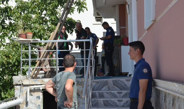 Karaman'da çatıdan düştü