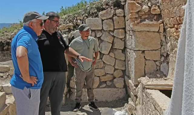 Rektör Zorlu Antik Kenti inceledi