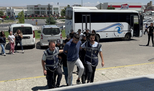 Sır perdesi aralandı!