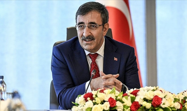 “Tasarrufları artırmayı hedeflemeliyiz”