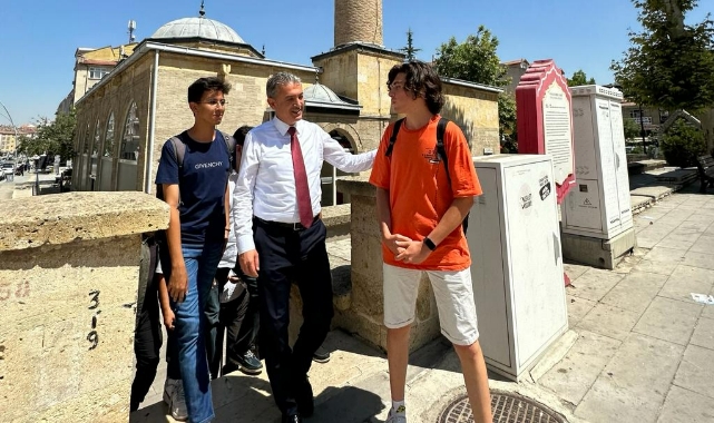 Vali Akkoyun vatandaşlarla buluştu