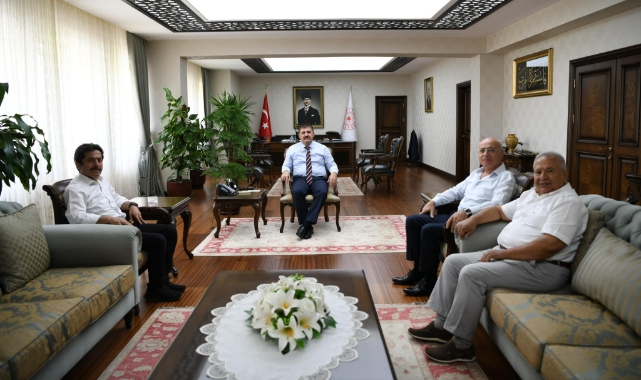 Vali Sarıibrahim&#039;e ziyaretler sürüyor