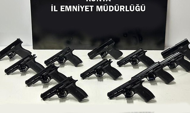 12 kişi gözaltına alındı