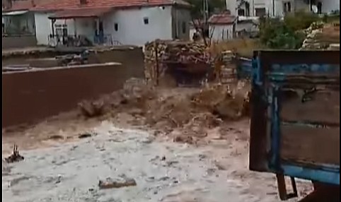 Ayrancı&#039;nın köylerini sel vurdu