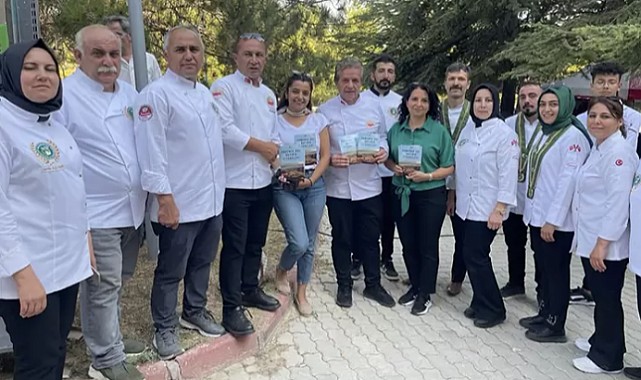 İşte batırığın kitabını yazanlar