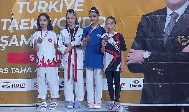 Karamanlı Tekvandocu madalya ile döndü