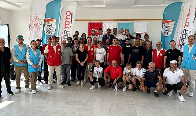 Madalyalarla döndüler