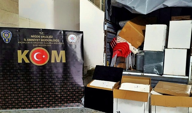 Binlerce makaron ele geçirildi