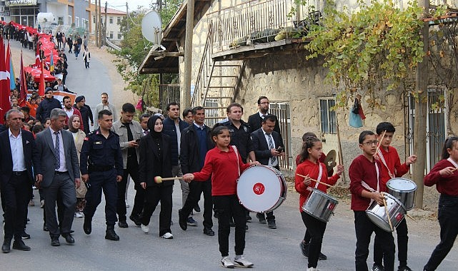 Cumhuriyetin 100.Yılı için yürüdüler