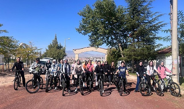Doğa ve sağlık için pedal çevirdiler