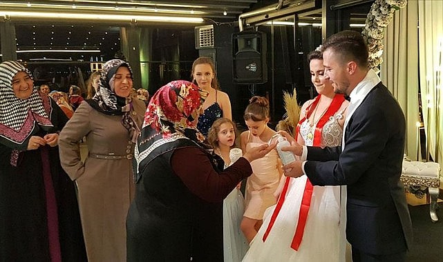 Evlenecek gençlere 150 bin lira faizsiz kredi