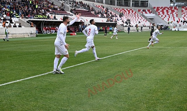 TFF 2.Lig alev aldı!