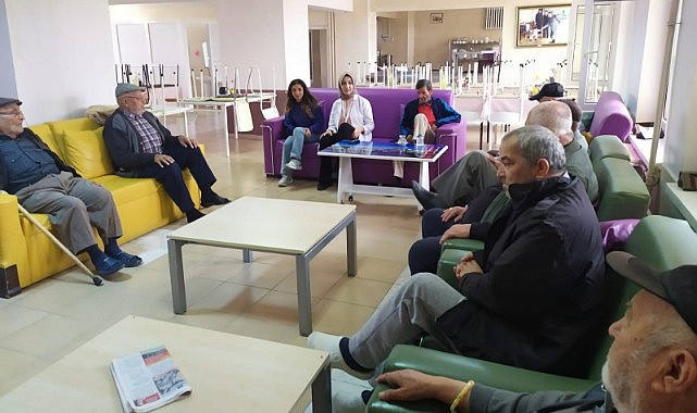 Yaşlılar ile bir araya geldiler