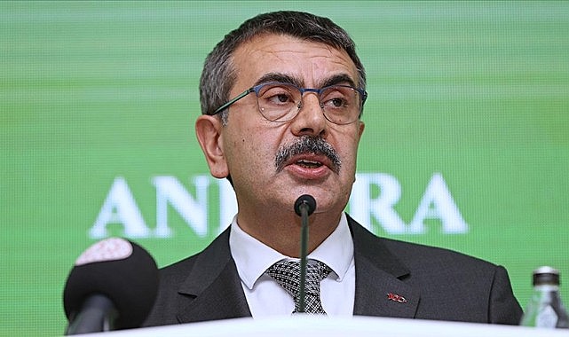 Bakan Tekin: “Önce Öğretmen”