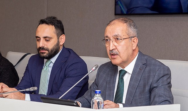 Erkılınç: "Kendilerini kandırıyor"