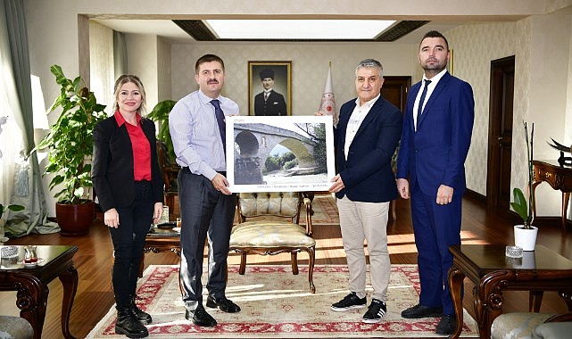 KARDOF'tan Vali Sarıibrahim'e ziyaret