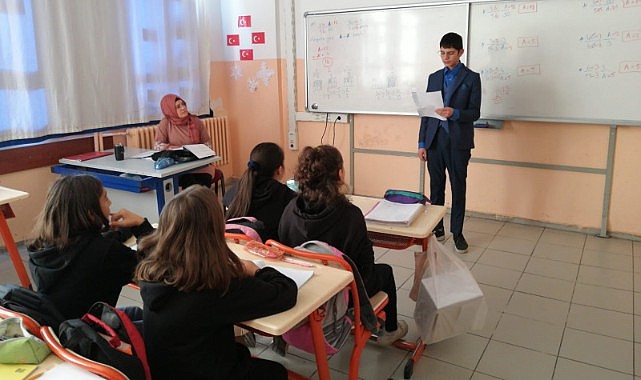 Arkadaşlarına ecdadını anlattı