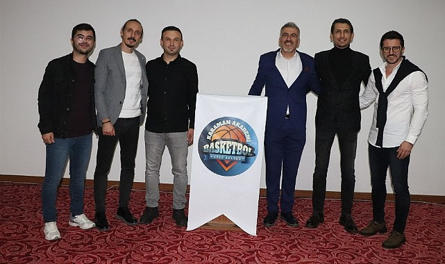 Basketbol ailesi kahvaltıda buluştu