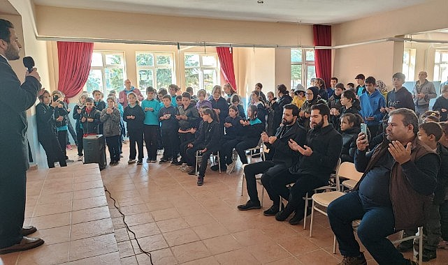 Eller Semaya Filistin İçin Kalktı