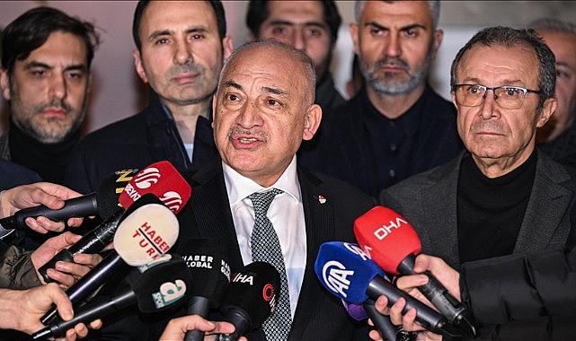 Futbol ligleri süresiz ertelendi!