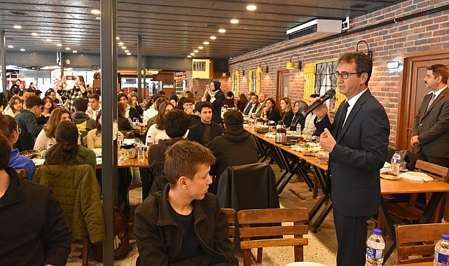 İl Müdürü Çalışkan gençlere moral verdi