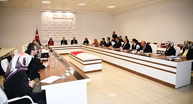 Kadınlar için toplandılar