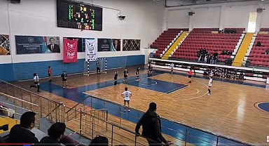 Karaman Minik Atılım SK - Polatlı Belediyespor karşılaşmasının ilk yarısı...