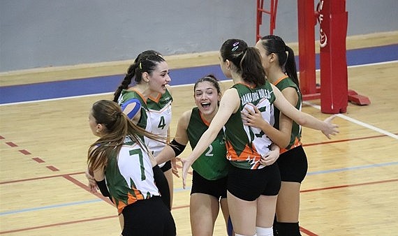 Karaman ev sahipliğinde yarı final