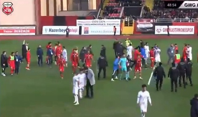 Kastamonu başkanı oyuncumuza saldırdı