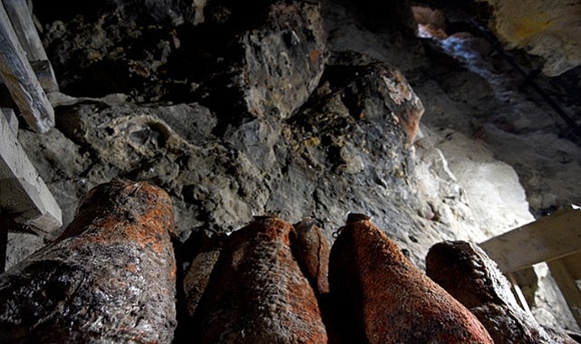 Peynirin lezzetine lezzet katan mağara: Divle Obruk Mağarası