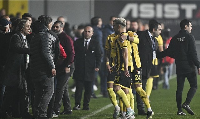 Türk Futbolunda Kaos Sürüyor