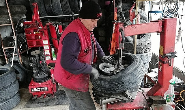 Lastikçilerde yoğunluk devam ediyor