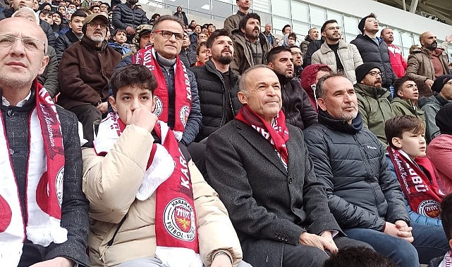 Mevlüt Akgün&#039;den tam destek