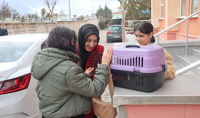 Müdür Bulut şefkatini esirgemiyor