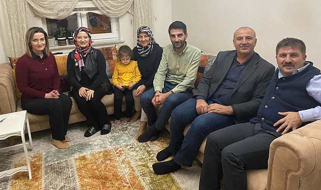 &quot;Üreten gençlerimize güveniyoruz&quot;